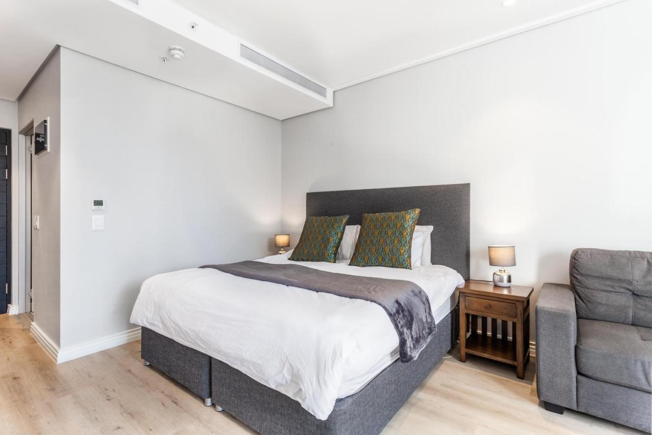 Luxurious 16 On Bree Studio Apartment - Harbour Views Ciudad del Cabo Exterior foto